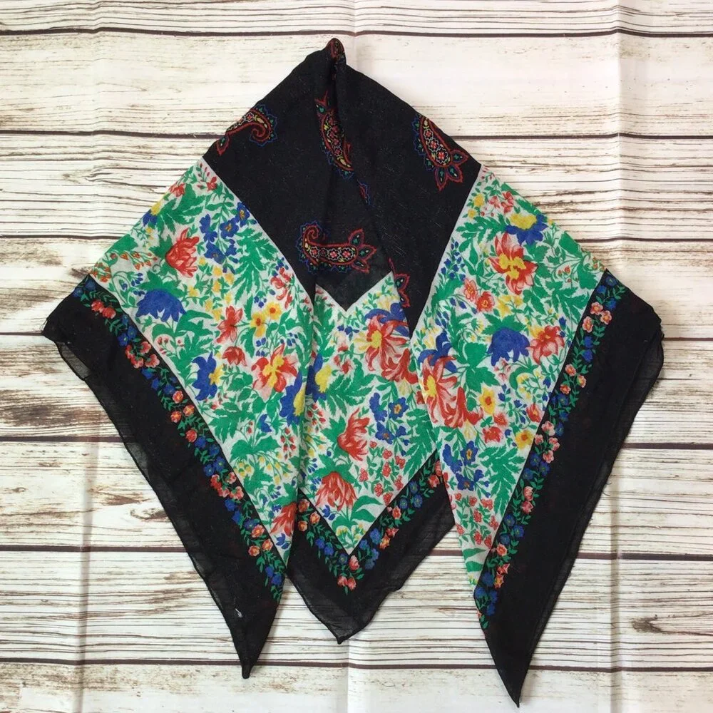 3/$10💕 VINTAGE Multi Colored Floral Print Large Oversized Boho Shabby Chic Scarf